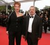 Avec Natacha Polony, il a pour rappel trois enfants

Natacha Polony et son mari Périco Légasse - Montée des marches du film "Sibyl" lors du 72ème Festival International du Film de Cannes. Le 24 mai 2019
© Jacovides-Moreau / Bestimage