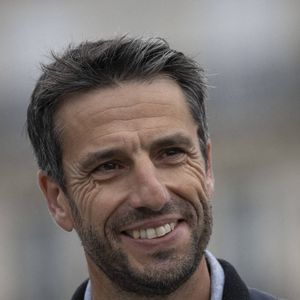 Le président français du Comité d'organisation des Jeux olympiques et paralympiques de Paris 2024 (COJO), Tony Estanguet, assiste à la cérémonie de présentation des trois nouvelles cloches, dont celle utilisée lors des Jeux olympiques de Paris, qui seront placées dans la cathédrale Notre-Dame de Paris le 7 novembre 2024. Photo by Eliot Blondet/ABACAPRESS.COM