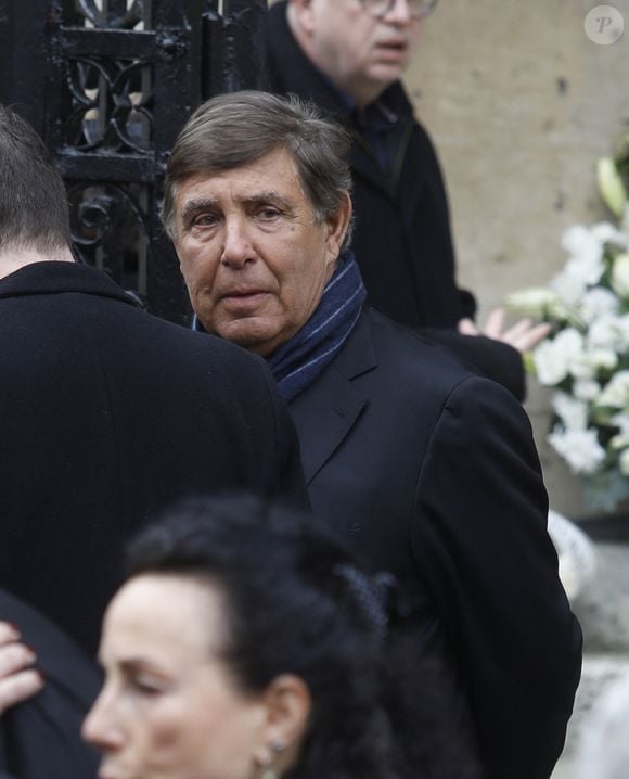 Jean-Pierre Foucault - Sorties des obsèques de Jean-Pierre Pernaut en la Basilique Sainte-Clotilde à Paris le 9 mars 2022. ©Denis Guignebourg/BestImage
©Denis Guignebourg/BestImage