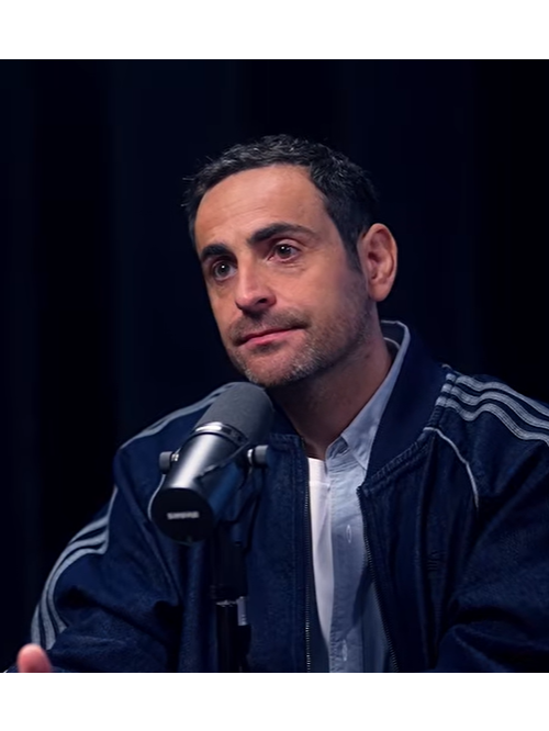 Camille Combal doit recevoir une nouvelle cornée "l'été prochain" : il s'était précédemment rendu dans un établissement parisien très réputé