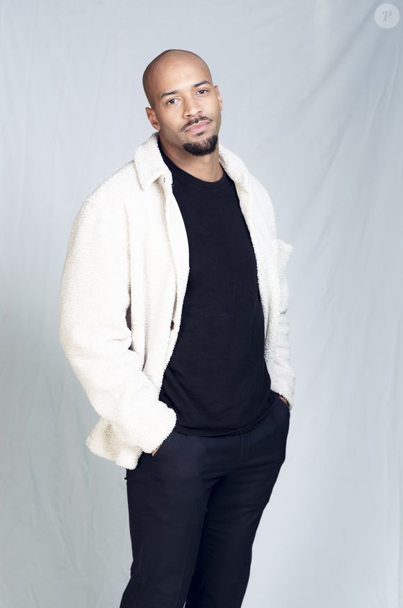 Tout comme Keyn
Keyn, photo officielle de "Mariés au premier regard 2025"