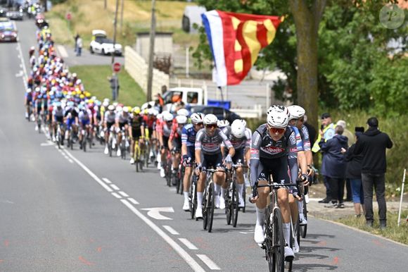 Dunkerke, FRANCE - JUILLET 07 : Verstryngue Emiel (BEL) d'Alpecin - Deceuninck lors de l'étape 3 de la 112ème édition du Tour de France, une course cycliste sur route UCI World Tour 2.UWT pour Hommes Elite de 178 km avec départ à Valenciennes et arrivée à Duinkerke le 7 juillet 2025 à Duinkerke, France, 07/07/2025 ( Motordriver Kenny Verfaillie - © Photo News / PsnewZ / Bestimage
