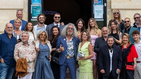 Affaire conclue : Un membre s'est marié en présence de sa collègue Caroline Margeridon, photos d'une noce pas comme les autres