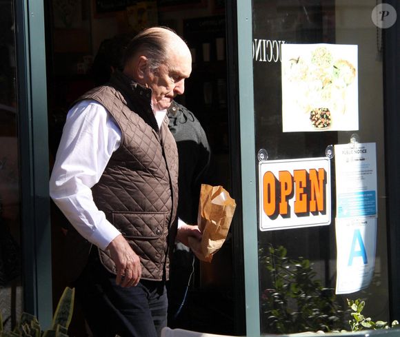 Robert Duvall et sa femme Luciana Pedraza à Beverly Hills, Los Angeles, CA, USA le 25 novembre 2014. Photo by RC/Ramey Agency/ABACAPRESS.COM