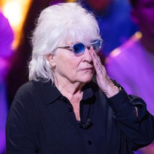 Exclusif - Catherine Lara lors de l'enregistrement de l'émission "La Boîte à secrets", présentée par F.Bollaert et diffusée le 9 janvier 2026 sur France 3, dans les studios du Lendit à Saint-Denis, France, le 2 décembre 2025. © Cyril Moreau/Bestimage