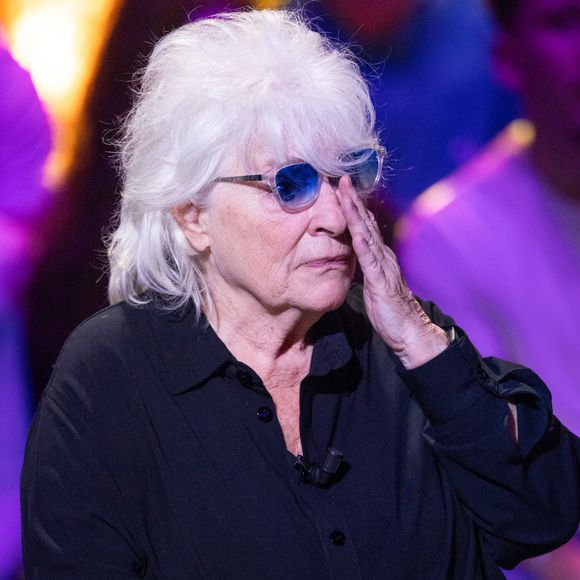 Exclusif - Catherine Lara lors de l'enregistrement de l'émission "La Boîte à secrets", présentée par F.Bollaert et diffusée le 9 janvier 2026 sur France 3, dans les studios du Lendit à Saint-Denis, France, le 2 décembre 2025. © Cyril Moreau/Bestimage