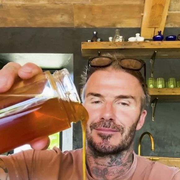 David Beckham faisant la promotion d'une marque de bonbons naturels et énergisants Bee up dont il est partenaire.
©Photo Press Service / BESTIMAGE