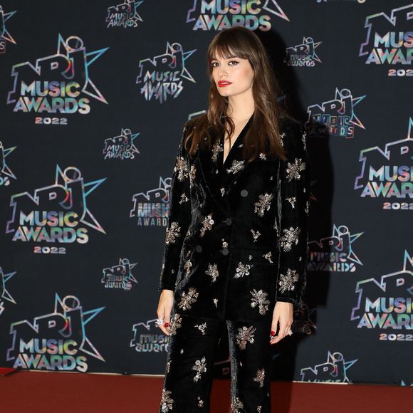 Clara Luciani au photocall de la 24ème édition des "NRJ Music Awards (NMA)" au Palais des Festivals à Cannes le 18 novembre 2022.

© Dominique Jacovides / Bestimage