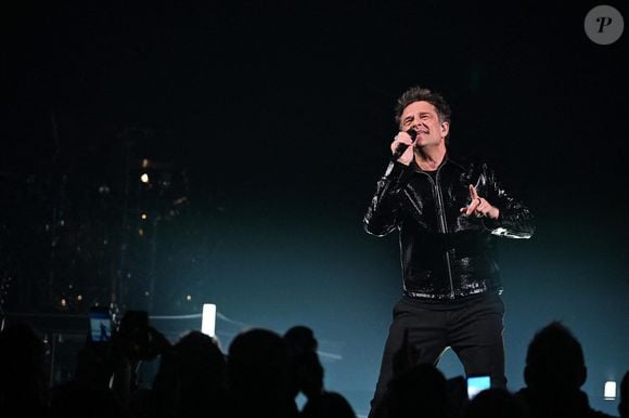 David Hallyday se produit au Dôme de Paris, France, le 18 mars 2025. 

Photo : Christophe Meng / Abaca