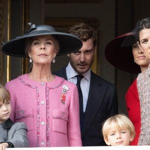 La princesse Caroline de Hanovre, Pierre Casiraghi, Charlotte Casiraghi, Francesco Casiraghi et Stefano Casiraghi apparaissent au balcon du palais lors de la fête nationale de Monaco le 19 novembre 2022 à Monaco, France. Photo by David Niviere/ABACAPRESS.COM