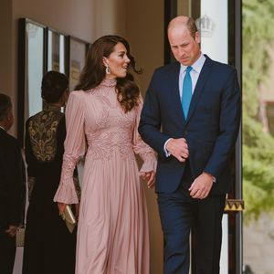 Le prince William, prince de Galles, et Catherine (Kate) Middleton, princesse de Galles, - Les familles royales au mariage du prince Hussein de Jordanie et de Rajwa al Saif, au palais Zahran à Amman (Jordanie), le 1er juin 2023. Backgrid USA / Bestimage