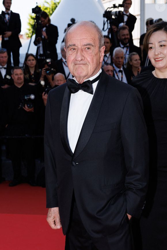 Pierre Lescure - Montée des marches de la cérémonie de clôture du 78ème Festival International du Film de Cannes, au Palais des Festivals à Cannes. Le 24 mai 2025
© Jacovides-Moreau / Bestimage