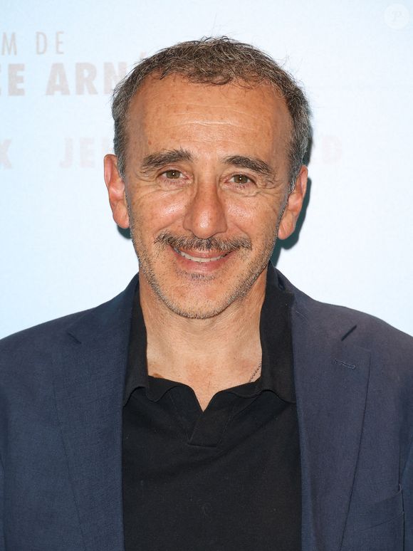 Elie Semoun à l'avant-première du film "La Famille Hennedricks" au Cinéma Pathé Beaugrenelle à Paris, le 18 juin 2024. 

Photo : Coadic Guirec / Bestimage