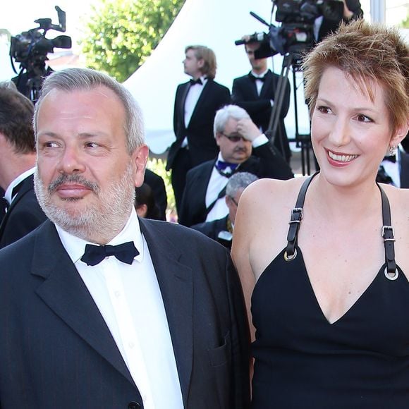 Éditorialiste, essayiste et célèbre chroniqueuse française, Natacha Polony a plus d’une corde à son arc, et il en va de même dans sa vie privée.

Natacha Polony et son mari Périco Légasse - Montée des marches du film "Elle" lors du Festival International du Film de Cannes © Olivier Borde-Cyril Moreau/Bestimage