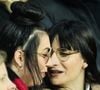 En octobre 2024, Hoshi et Gia Martinelli se séparaient, après que la manageuse soit tombée amoureuse d'une autre femme.

Hoshi et Gia Martinelli au Parc des Princes à Paris, le 14 février 2023.

Photo : Agence / Bestimage