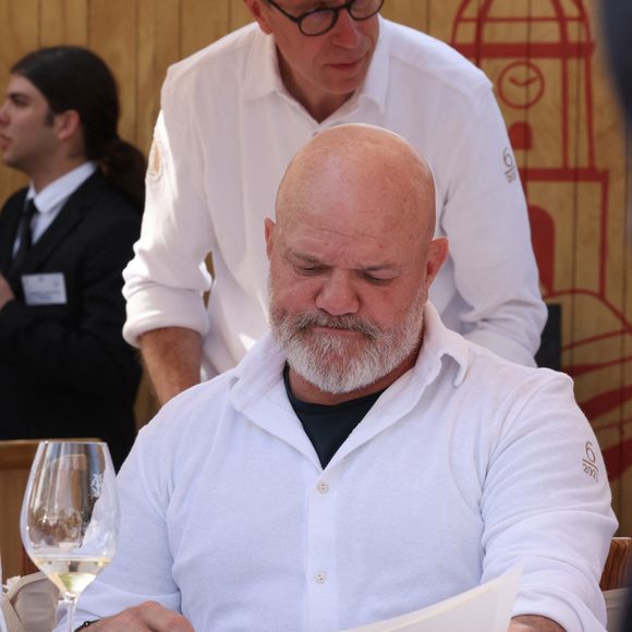 Mais cet élan n’a pas suffi : le Guillec est aujourd’hui placé en liquidation judiciaire.

Philippe Etchebest - Les Chefs à Saint-Tropez fêtent les producteurs 2026 avec un concours de Pâtisserie" La Tropézienne" sur la place des Lices à Saint-Tropez, le 2 mai 2026.
© Jean-Marc Lhomer / Bestimage
