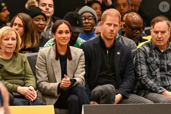 Le prince Harry, duc de Sussex, et Meghan, duchesse de Sussex, assistent à une partie de basket-ball en fauteuil roulant au Centre des congrès de Vancouver lors des Jeux Invictus 2025 à Vancouver ©Backgrid USA / Bestimage