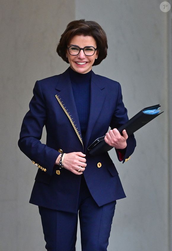 Lors de ce déjeuner, l'ancienne ministre a choisi une entrée à base de sardines et un tartare de bœuf avec frites.

Rachida Dati, Ministre de la Culture, à la sortie du Conseil des ministres au palais de l'Elysée à Paris, le 28 janvier 2026.
© Christian Liewig / Bestimage
