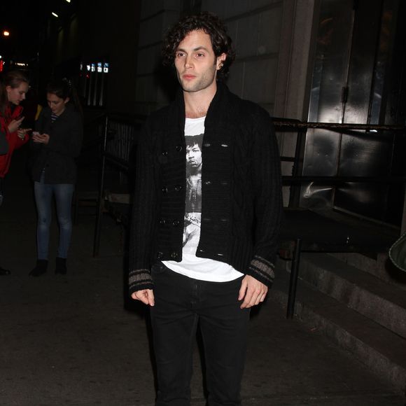 Penn Badgley – personnes arrivant au défilé Rock & Republic de Kohl's au Hammerstein Ballroom, à New York, le 10 février 2012.