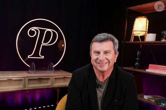 Pascal Bataille en interview pour "En privé avec", format original de Webedia © Jack Tribeca/Bestimage