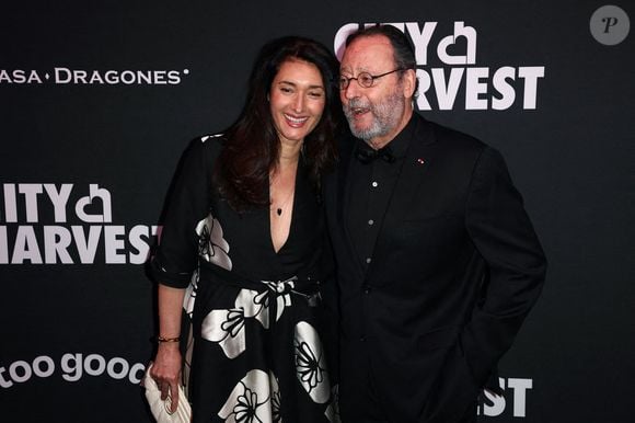 Jean Reno et Zofia Borucka assistent au Gala City Harvest au restaurant Cipriani à New York, NY le 22 avril 2025. Photo par Charles Guerin/ABACAPRESS.COM