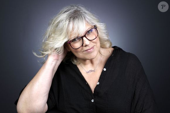 Selon Jean-Marc Morandini, deux animateurs seraient en compétition pour la remplacer : il s'agirait de Flavie Flament et de Bernard Montiel. 

Portrait de Laurence Boccolini lors de l'enregistrement de l'émission "Chez Jordan" à Paris. Le 14 juin 2023
© Cédric Perrin / Bestimage