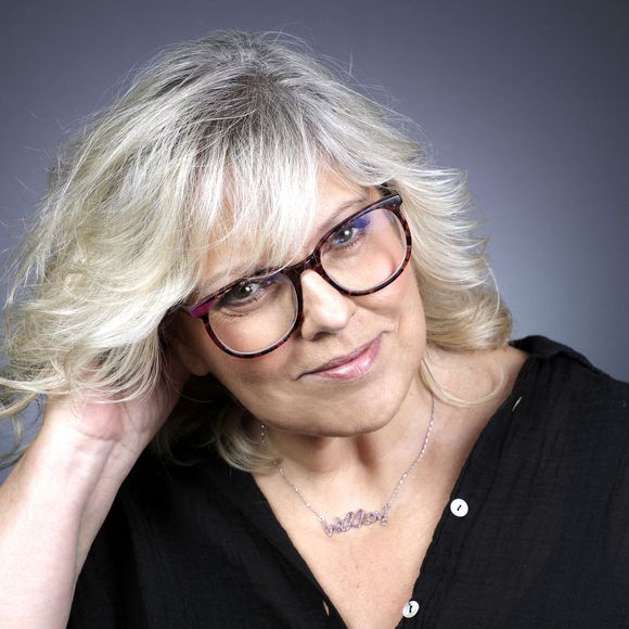 Selon Jean-Marc Morandini, deux animateurs seraient en compétition pour la remplacer : il s'agirait de Flavie Flament et de Bernard Montiel. 

Portrait de Laurence Boccolini lors de l'enregistrement de l'émission "Chez Jordan" à Paris. Le 14 juin 2023
© Cédric Perrin / Bestimage