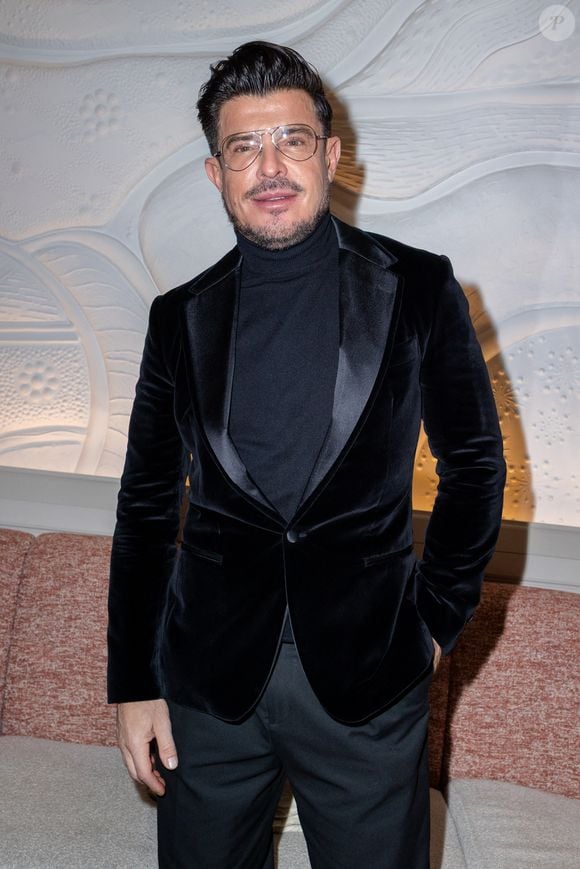De nombreuses personnalités ont été conviées à cette soirée spéciale.

Vincent Niclo. au dîner de Noël organisé par M.Gargia et C.Rizk au restaurant La Baia Paris le 23 novembre 2025.

© Sébastien Frémont / Bestimage
