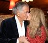 Au fil des pages et des confidences, BHL se livre sur l'aventure intellectuelle et amoureuse de sa vie.

Bernard-Henri Lévy et Arielle Dombasle lors de la soirée de remise du prix littéraire de la Closerie des Lilas à Paris le 6 mai 2026. 

© Cédric Perrin / Bestimage