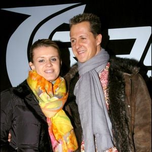 Exclusif - Michael Schumacher et sa femme Corinna à Paris. RACHID BELLAK / BESTIMAGE