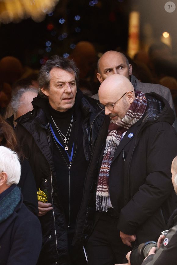 Jean-Luc Reichmann, Bruno Jacquelin (Responsable de la Communication de la Fondation Brigitte Bardot) - Sorties des obsèques de Brigitte Bardot en l'église Paroissiale Notre-Dame-de-l'Assomption de Saint-Tropez, France, le 7 janvier 2026.  © Jacovides-Moreau/Bestimage
