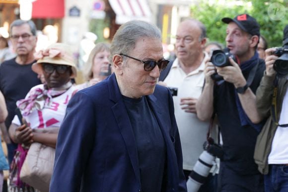 Michel Drucker n'a jamais voulu en avoir.

Michel Drucker assistant aux obsèques de Philippe Labro à l'église Saint Germain des Prés à Paris, France, le 13 juin 2025. Philippe Labro, journaliste, auteur, réalisateur et compositeur prolifique, est décédé à 88 ans des suites d'un cancer le 4 juin. Photo by Nasser Berzane/ABACAPRESS.COM