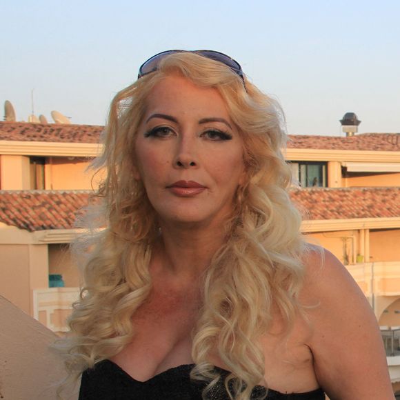 Loana a été retrouvée sans vie à son domicile situé à Nice.

Loana - Rendez-vous avec Loana lors du 76ème Festival International du Film de Cannes. © Philippe Baldini/Bestimage