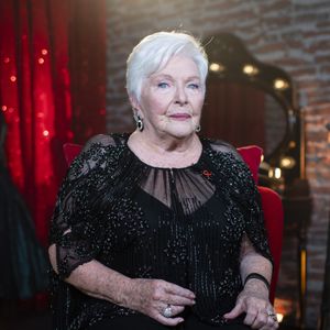 Face à la baisse des financements publics, elle appelle les Français à faire des dons pour soutenir la recherche.

Exclusif - Line Renaud - Backstage de l'enregistrement de l'émission "100 ans de comédies musicales pour le Sidaction", qui sera diffusée le 2 avril sur France 2. Le 10 mars 2020
© Moreau-Perusseau / Bestimage