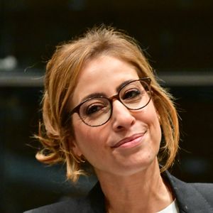 Léa Salamé à l'Assemblée Nationale à Paris. © Christian Liewig / Bestimage