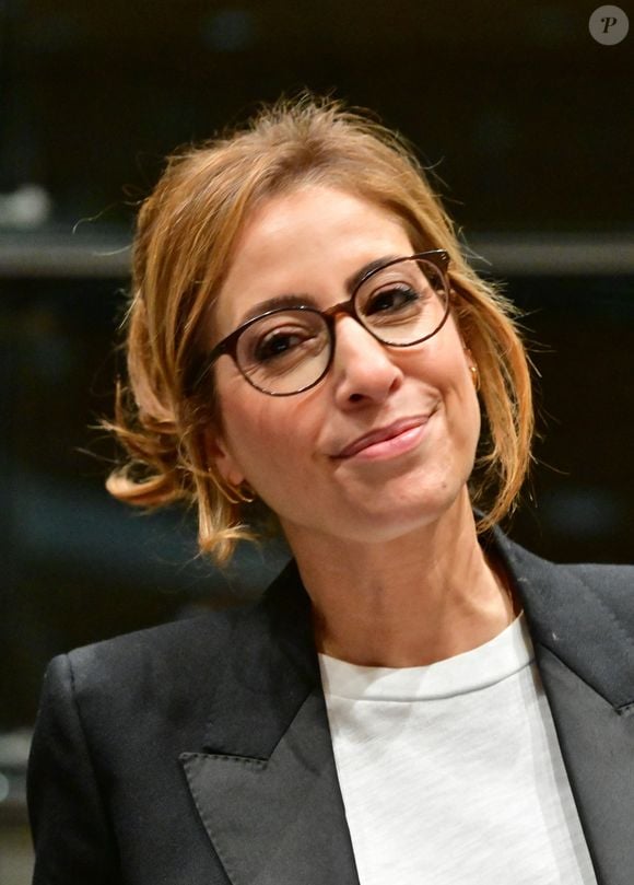 Léa Salamé à l'Assemblée Nationale à Paris. © Christian Liewig / Bestimage