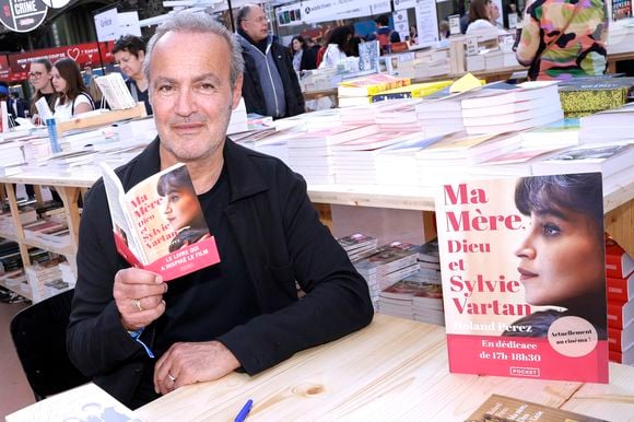 Roland Perez - Festival du Livre de Paris 2025 au Grand Palais à Paris le 11 avril 2025.
© Cédric Perrin / Bestimage