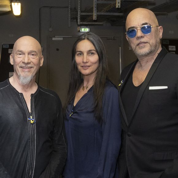 Exclusif - Florent Pagny et sa femme Azucena, Pascal Obispo - Backstage de l'émission spéciale "Unis pour l'Ukraine" à la Maison de la Radio et de la Musique, diffusée en direct sur France 2 et présentée par Nagui et Leïla.Kaddour à Paris le 8 mars 2022. © Cyril Moreau / Jack Tribeca / Bestimage