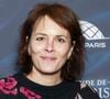 Installée avec sa famille dans le Loir-et-Cher, l'actrice s'est lancée en 2019 dans une activité bien différente en ouvrant le Bistro Chez Arti à Lavardin, l'un des Plus Beaux Villages de France.

Armelle Deutsch - Générale presse de la comédie musicale "La Légende de Monte Cristo" au Dôme de Paris le 29 janvier 2026. © Christophe Aubert via Bestimage