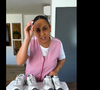 Pour un nettoyage en profondeur, Souad recommande l’eau chaude et le savon de Marseille. 

Souad Romero (de "Familles nombreuses, la vie en XXL) explique comment garder des baskets blanches sur son compte Instagram. Vidéo publiée le 16 février 2025.