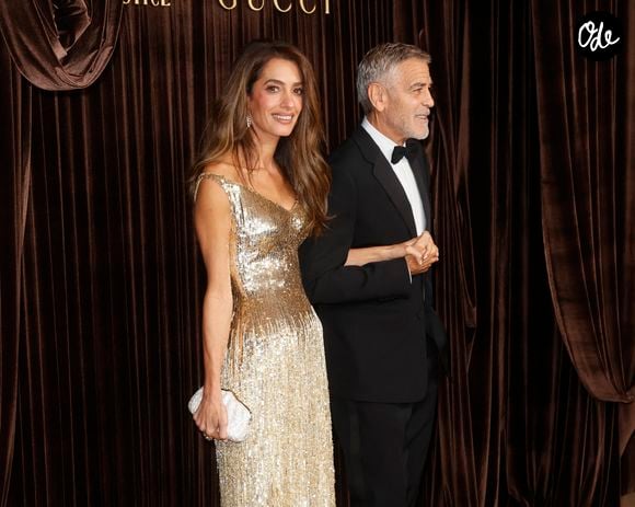 Il s'agit de la célèbre Magic Cream.

Amal Clooney et George Clooney assistent à la cérémonie des Albies 2026, organisée le 9 octobre 2026 au Musée d’histoire naturelle de Londres, au Royaume-Uni. 
GOFF  / BESTIMAGE