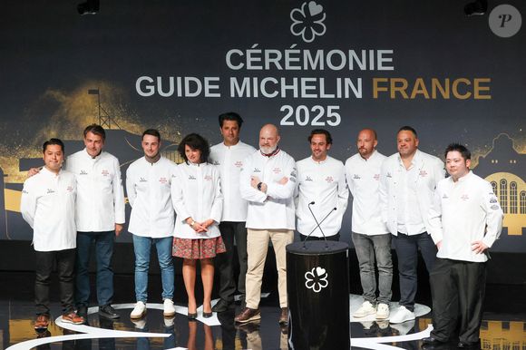 Remise des prix - 2 Etoiles - Maison Nouvelle - Philippe Etchebest - Bordeaux, Rozo - Diégo Delbecq & Camille Pailleau - Marcq - en - Barreuil ; Baumanière 1850 - Thomas Prod'homme - Courchevel ; L'Abysse Monte-Carlo - Yanick Alléno & Yasunari Okasaki -  Monaco ; Blanc - Shinichi Sato - Paris 16e ; L'Observatoire du Gabriel - Bertrand Noeureuil - Bordeaux ; Sushi Yoshinaga - Tomoyuki Yoshinaga - Paris 2e ; L' Auberge de Saint-Rémy -  Fanny Rey & Jonathan Wahid - Saint-Rémi-de-Provence ; Ekaitza - Guillaume Roger - Ciboure - Cérémonie du Guide Michelin France 2025 au Centre des Congrès Robert Shuman à Metz le 31 mars 2025. © Jean-Marc Lhomer/Bestimage