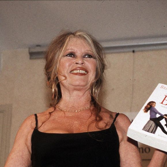 Brigitte Bardot - 1997-07-05. Photo par ZADRO PRESS/IPA/ABACAPRESS.COM