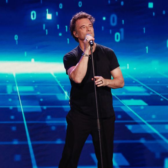 Exclusif - David Hallyday lors de l'enregistrement de l'émission "Famille je vous aime" présentée par M. Drucker et qui sera diffusée le 13 juin 2025 sur France 3, aux Studios rive gauche à Paris, France, le 15 avril 2025. © Clovis-Gaffiot/Bestimage