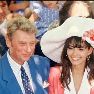 Premier mariage d'Adeline Blondieau et Johnny Hallyday à Ramatuelle, le 9 juillet 1990. Crédit photo : Bestimage