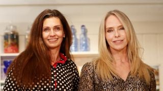 Adeline Blondieau, maman préoccupée pour sa fille de 15 ans : l’actrice remercie son amie Tonya Kinzinger pour sa présence