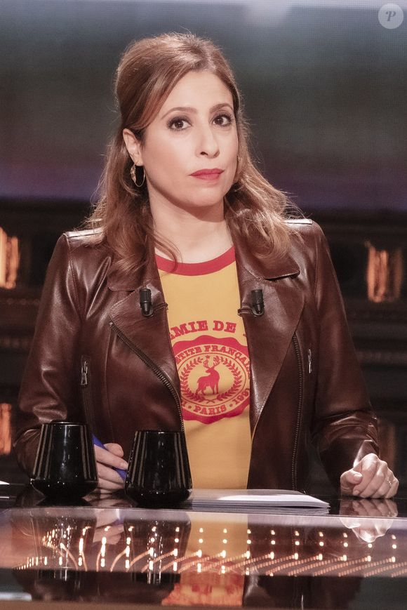 Exclusif - Léa Salamé sur le plateau de l'émission "On est en Direct" (OEED) diffusée sur France 2 le 15 janvier 2022

© Jack  Tribeca / Bestimage