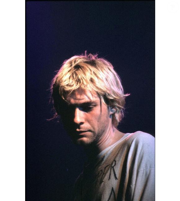 Ne supportant pas la notoriété de son groupe, l'ancien rockeur avait réalisé un court-métrage prémonitoire quelques années avant sa mort.

Kurt Cobain le 24 juin 1992 à Paris