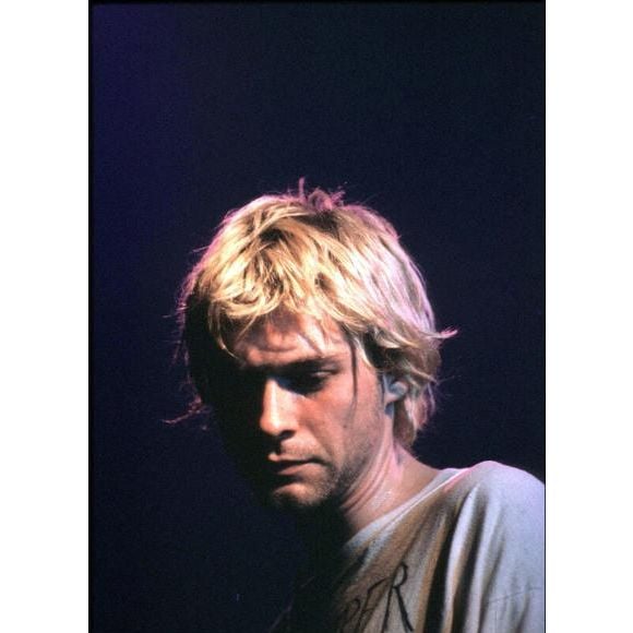 Ne supportant pas la notoriété de son groupe, l'ancien rockeur avait réalisé un court-métrage prémonitoire quelques années avant sa mort.

Kurt Cobain le 24 juin 1992 à Paris
