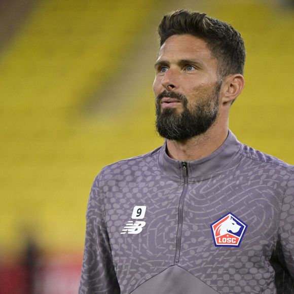 L'ancien attaquant tricolore a joué le jeu jusqu'au bout en modifiant immédiatement sa biographie Instagram pour acter sa nouvelle deuxième place.

Match de football de Ligue 1 McDonald's : Lille s'impose face à Monaco au stade Louis II de Monaco le 10 mai 2026.

© William Cannarella / PsnewZ / Bestimage